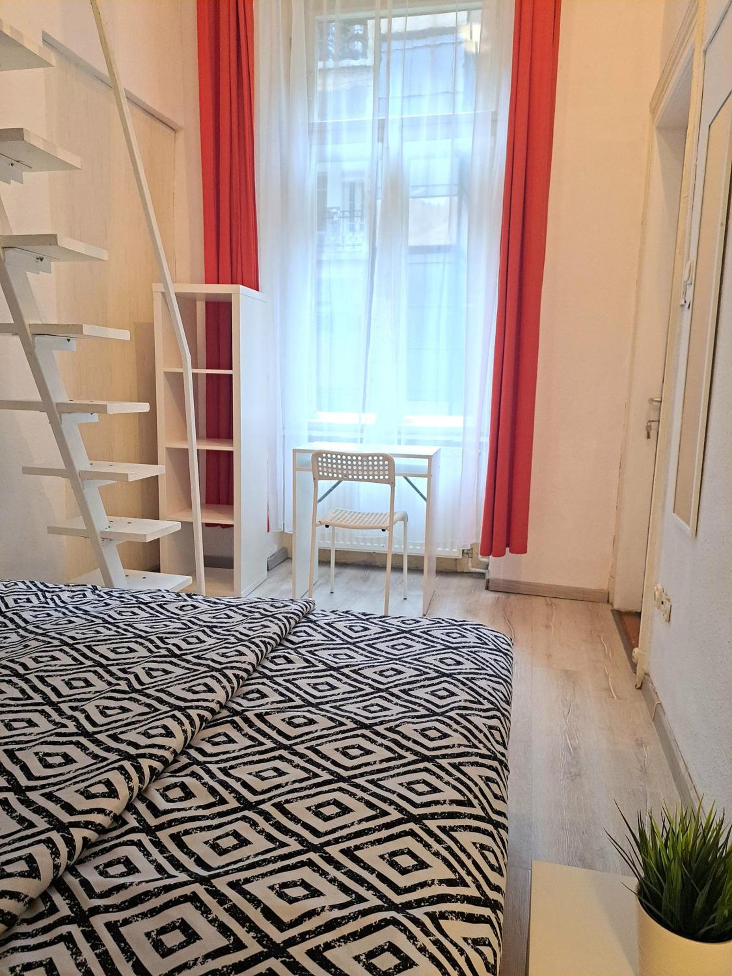 Emerald Apartment Budapest — Photos 2